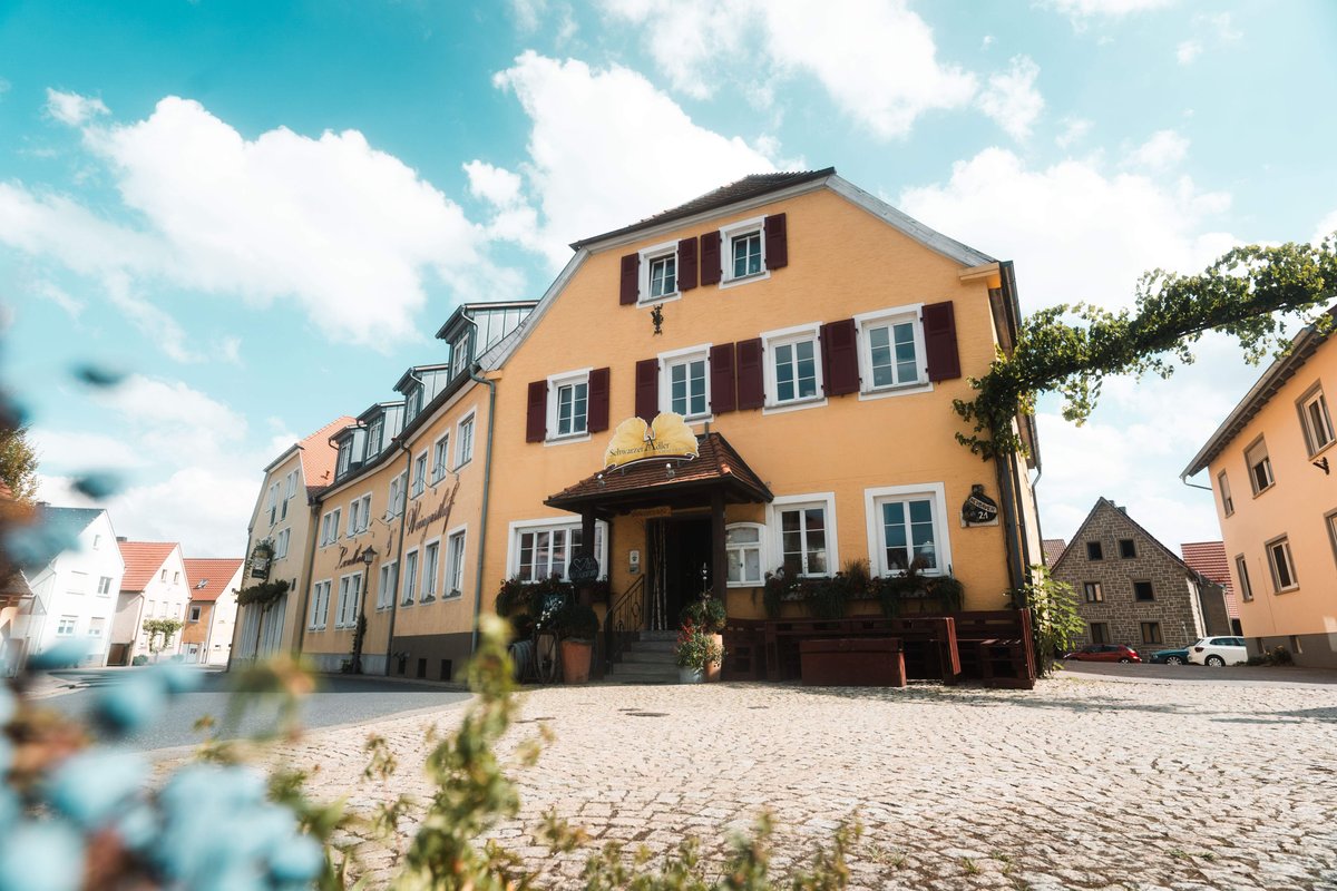 Schwarzer Adler Restaurant, Wiesenbronn - фото ресторана - Tripadvisor