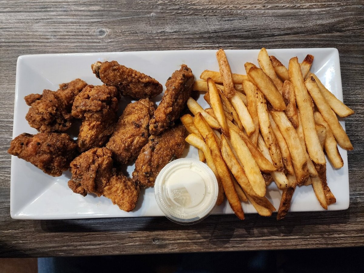 WILD WING ROADHOUSE, Chatham - Photos & Restaurant Reviews - Order ...