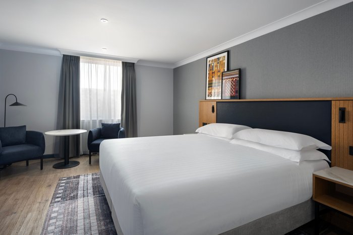 EDINBURGH MARRIOTT HOTEL HOLYROOD - Reviews & Price Comparison ...