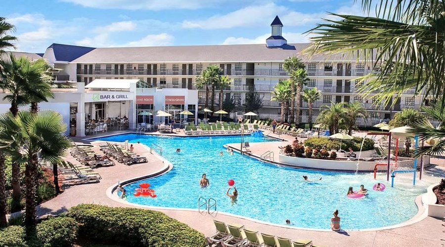 Avanti International Resort pool area retouched