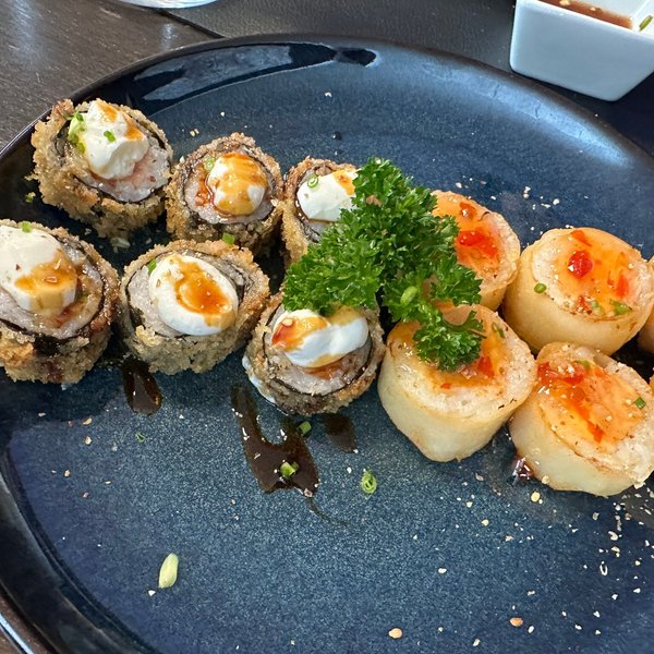 Best 에스트레모즈 스시 맛집 - Tripadvisor
