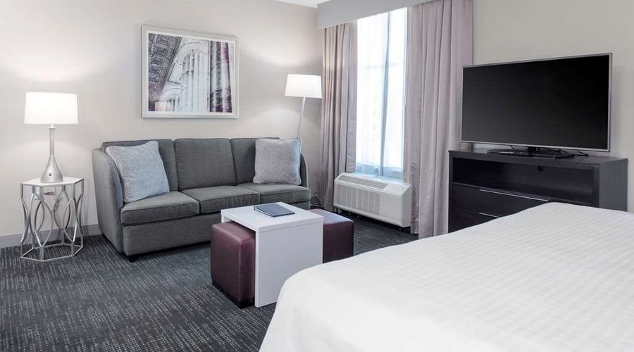 Guest room
