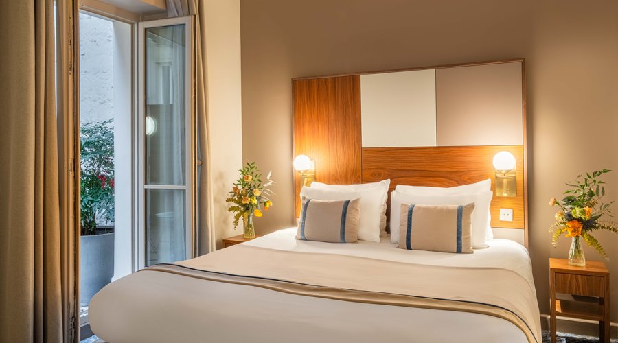 Hotel Le Tourville by Inwood Hotels - Cosy Bedroom - Paris 7th