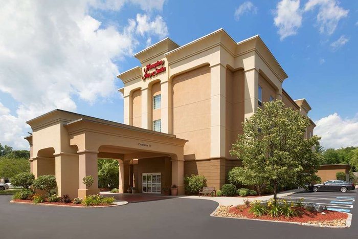 Hampton Inn & Suites Greenfield - MA Hotel - Prices & Reviews