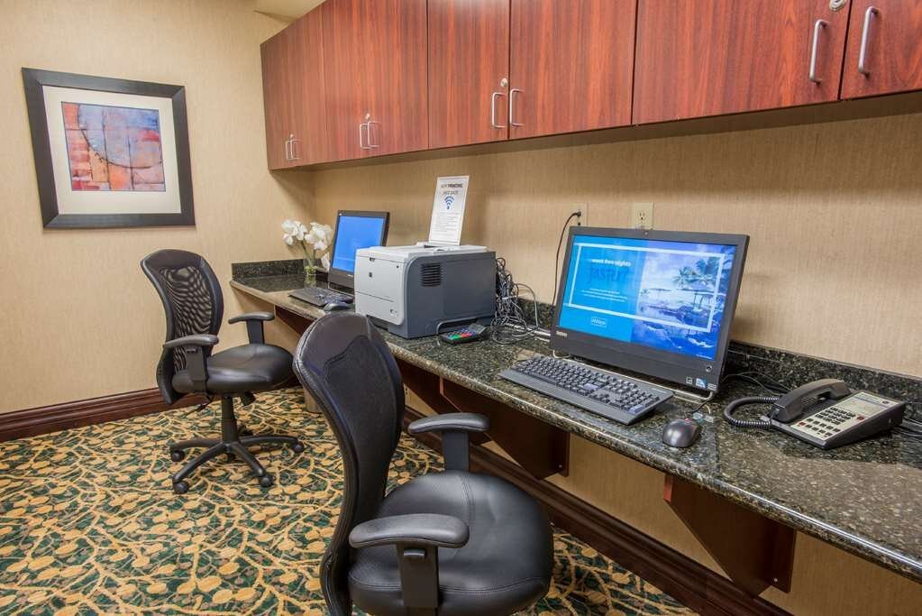HAMPTON INN & SUITES CINCINNATI-UNION CENTRE - Prices & Hotel Reviews (West Chester, Ohio) HAMPTON INN & SUITES CINCINNATI-UNION... 