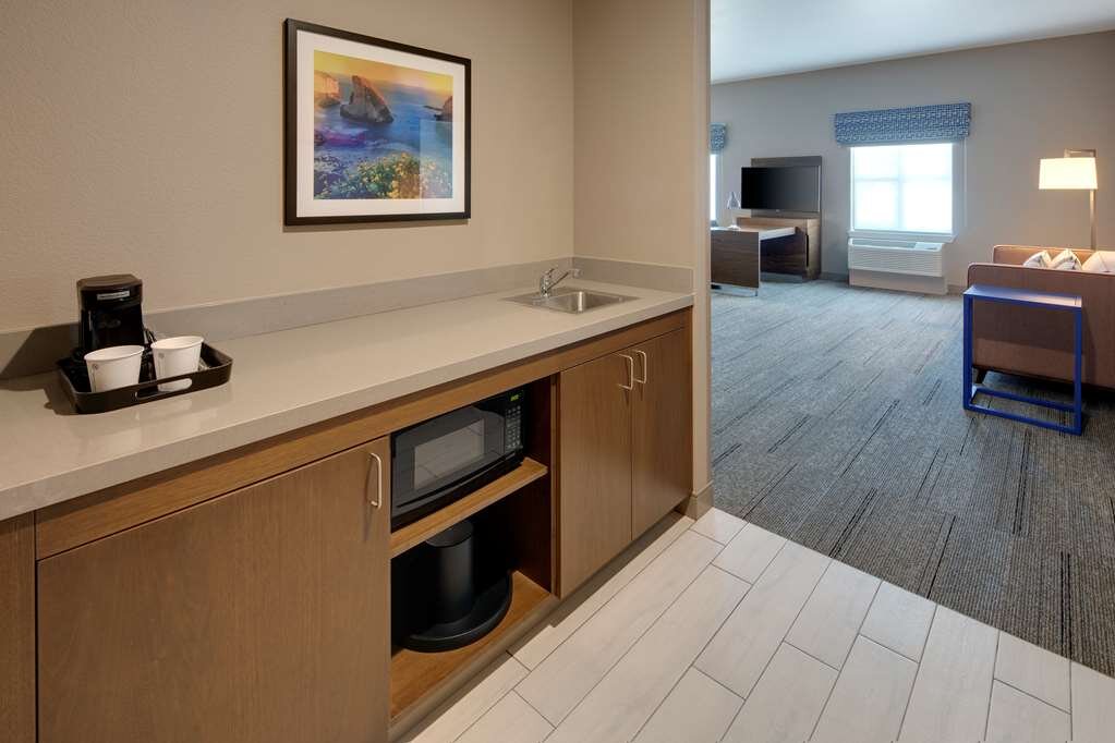 Hampton Inn Santa Cruz West Rooms Pictures Reviews Tripadvisor