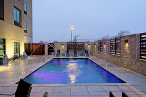 Piscine et plage
