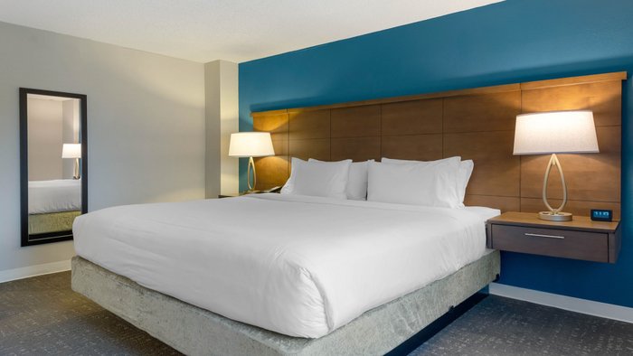 Staybridge Suites Calgary Airport, an IHG Hotel - UPDATED Prices ...