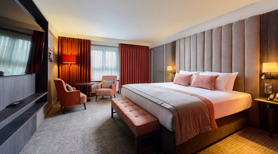 Superior King Bedroom