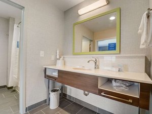 Room & Suite