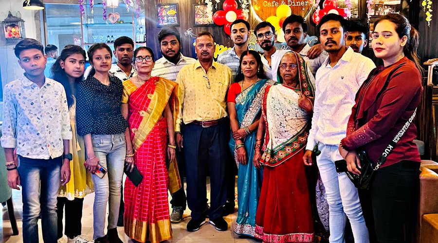 #Enjoyment #BestRestaurant #Timeoutcafe #Varanasi #Bestcafeinvaranasi #Bestrestaurantinvaranasi #goodfoodgoodmood