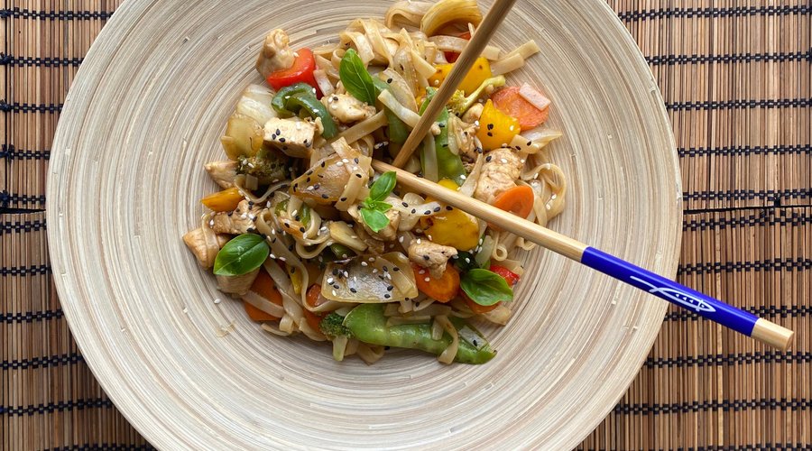 Wok noodles 