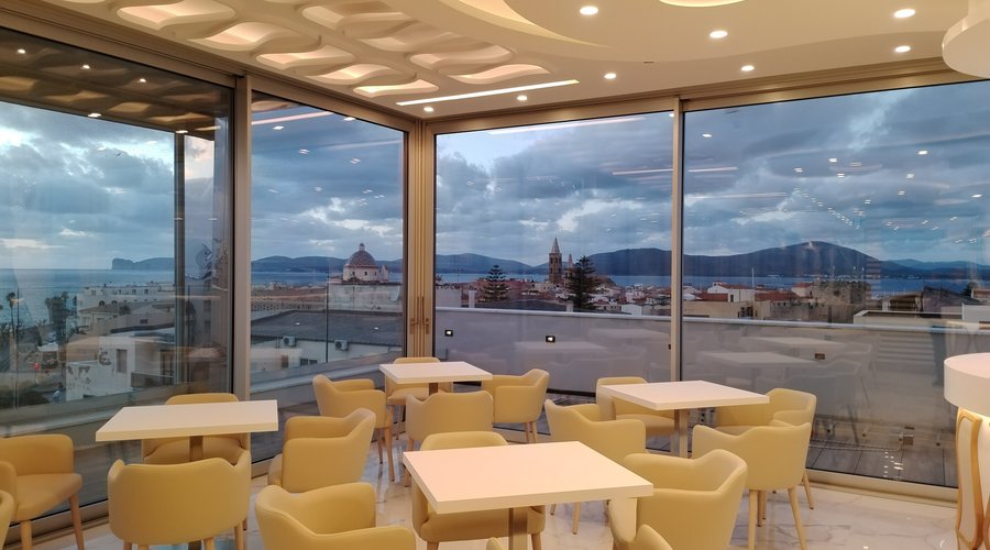 Apertura nuova sala colazioni con vista panoramica 