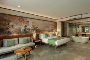 Room & Suite