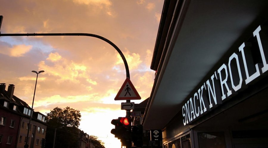 Snack 'n' Roll Garage in Essen Rellinghausen - Außenansicht