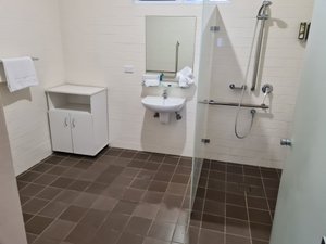 Room & Suite