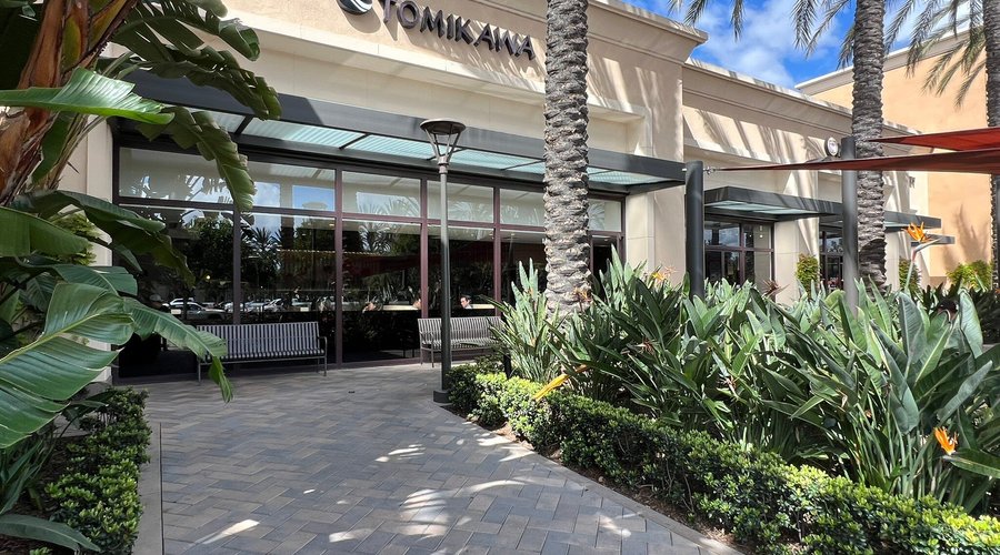 Tomikawa Sushi Bar Restaurant
