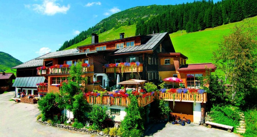 Eine Sommeraufnahme.
Kein Hotel.