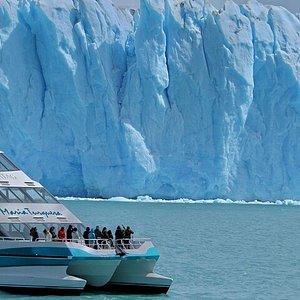 2024 El Calafate Boat Tour to the Glaciers with Gourmet Lunch