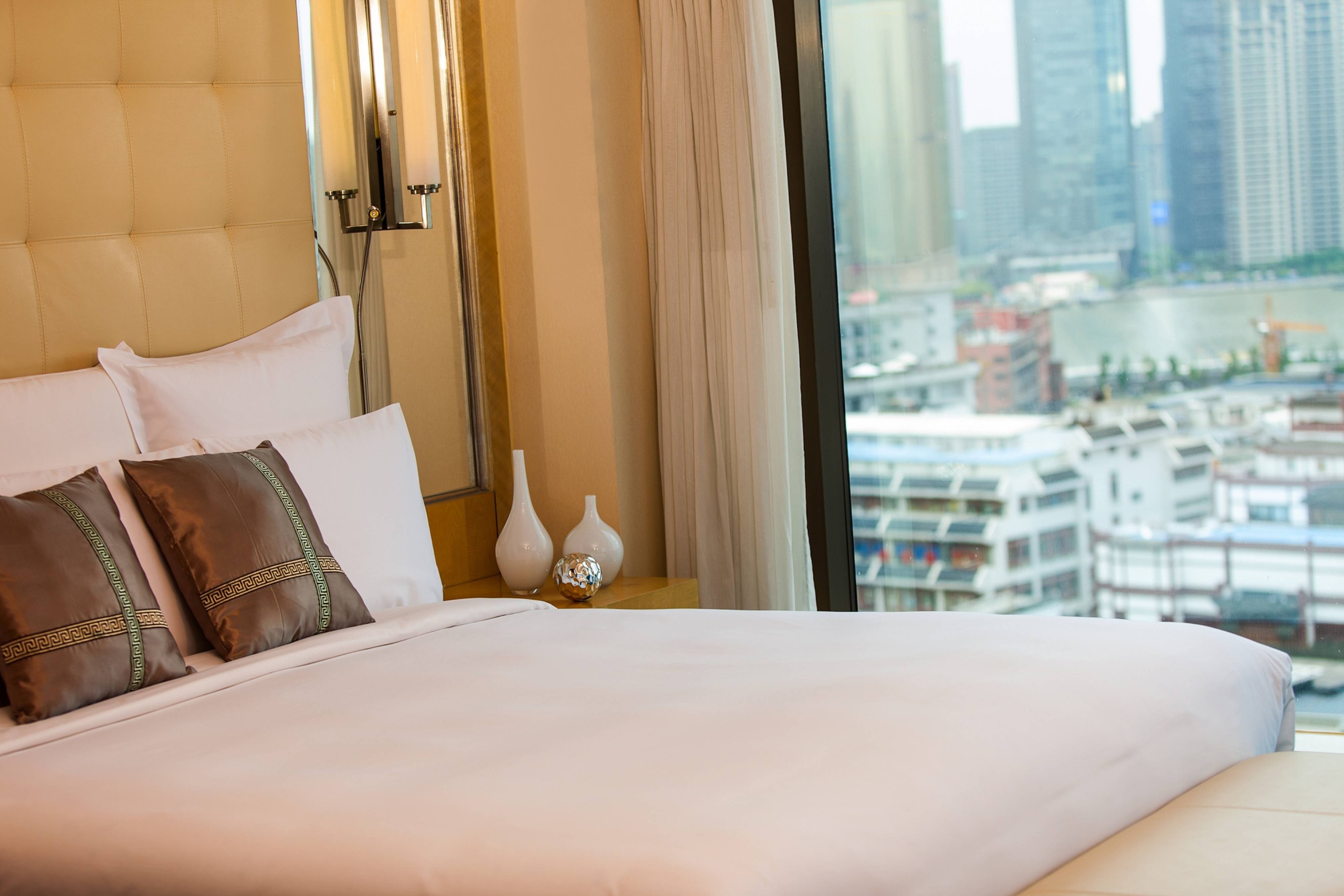 Renaissance Shanghai Yu Garden Hotel UPDATED 2024 Prices