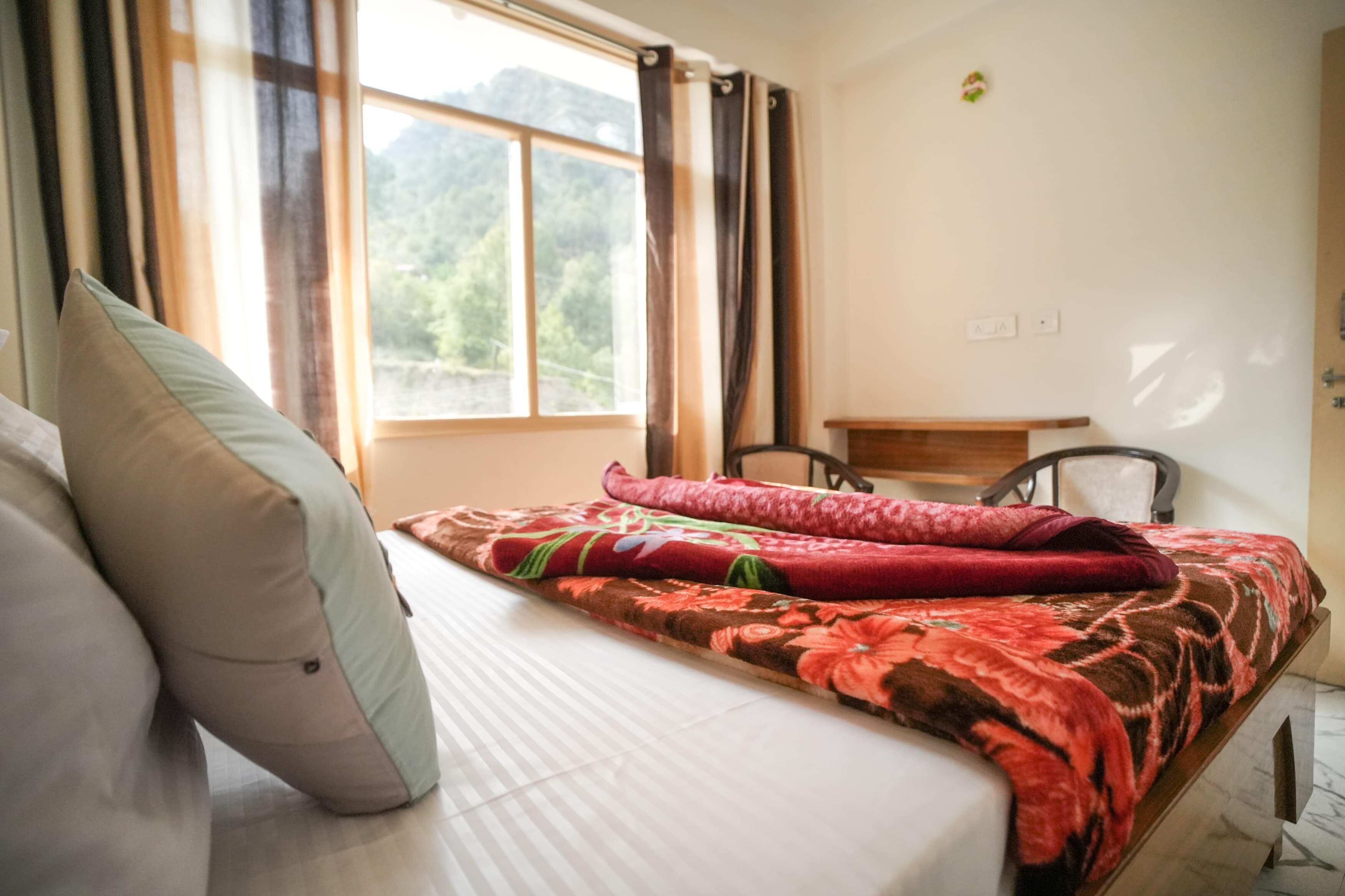 ABHI'S ROOMS (Barog, Himachal Pradesh) - B&B Reviews & Photos - Tripadvisor