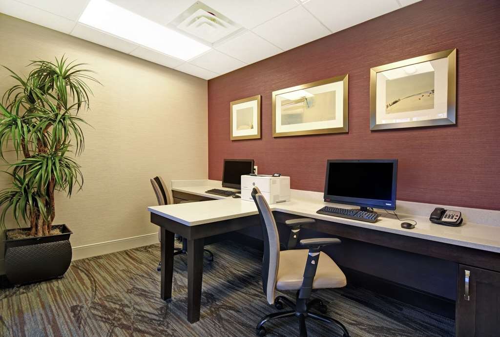 HOMEWOOD SUITES BY HILTON DENVER INTERNATIONAL AIRPORT 117 1 2 6   Business Center 