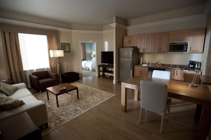 HOMEWOOD SUITES BY HILTON MONTGOMERY EASTCHASE - Prices &amp; Hotel 