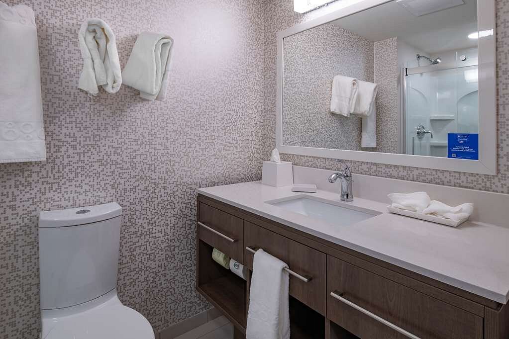 HOME2 SUITES BY HILTON WAYNE - Updated 2024 Prices & Hotel Reviews