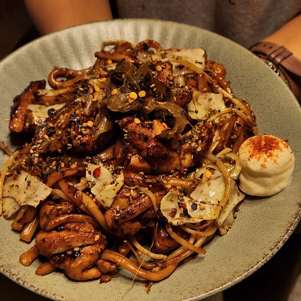 Japanese style chicken teppan yaki udon (soy sauce base udon)