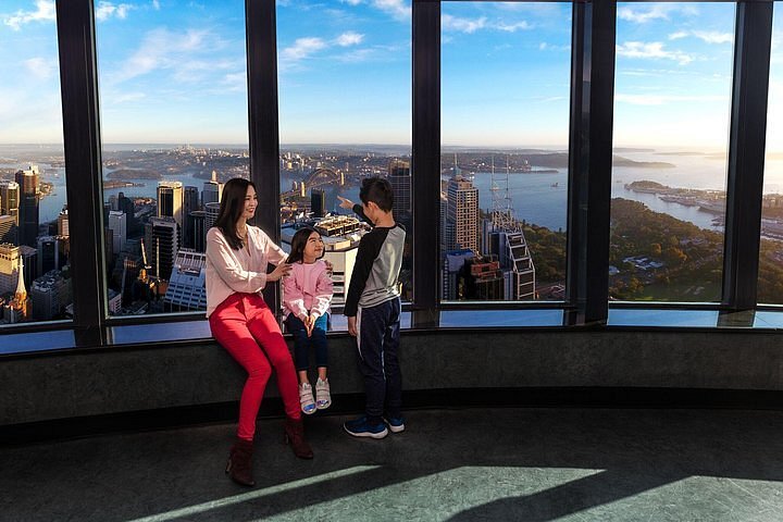 2024 Sydney Attractions Pass: SEA LIFE Aquarium, Sydney Tower