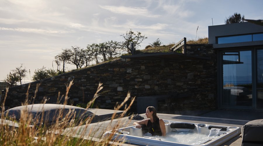 Panoramic Sea View Retreat with Outdoor Hot Tub