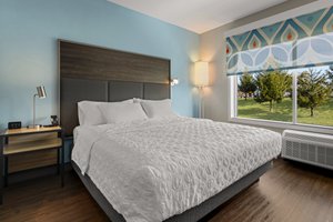 Room & Suite