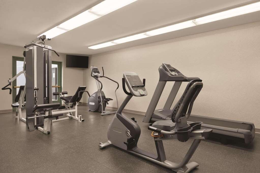 COUNTRY INN & SUITES BY RADISSON, SEATTLE-BOTHELL, WA $180 ($̶2̶8̶9̶) - Updated 2024 Prices & Hotel Reviews COUNTRY INN... 