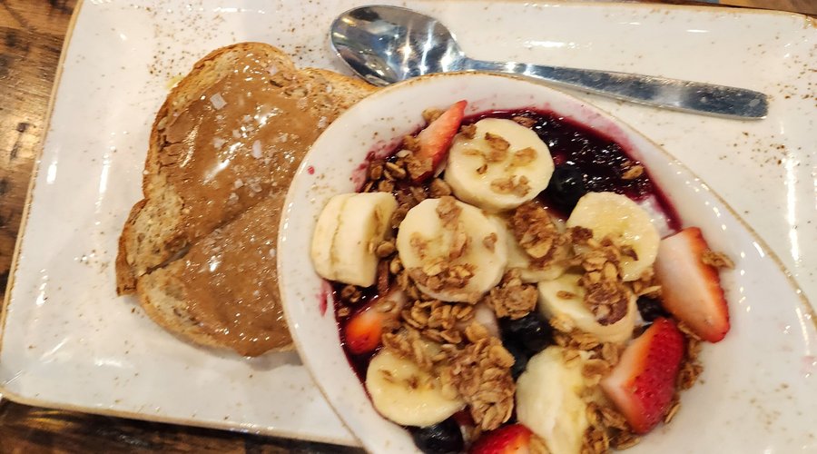 A.M. Superfoods Bowl