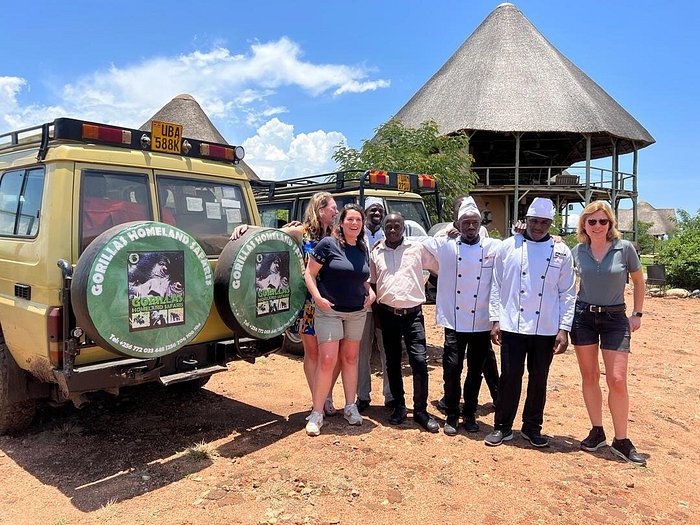 aardvark safari lodge uganda