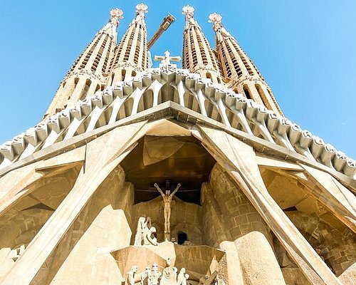 barcelona day trips from salou