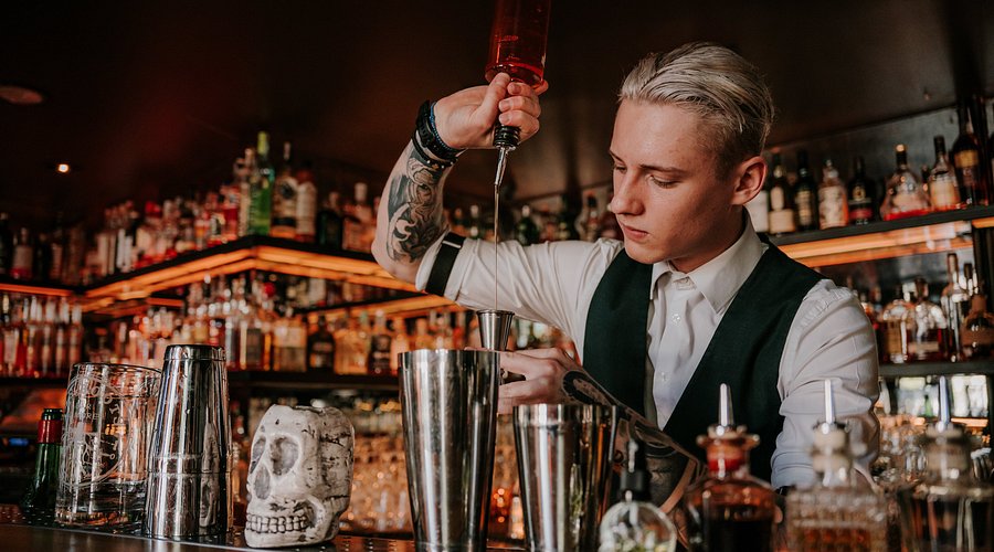 Best Cocktail Bar