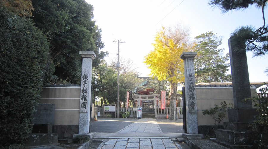 １５裏門