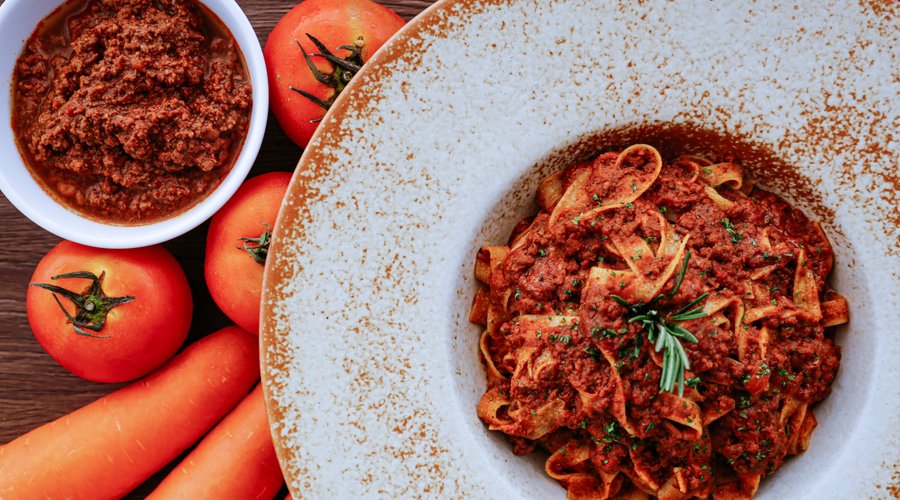 Prego fettuccine alla Bolognese