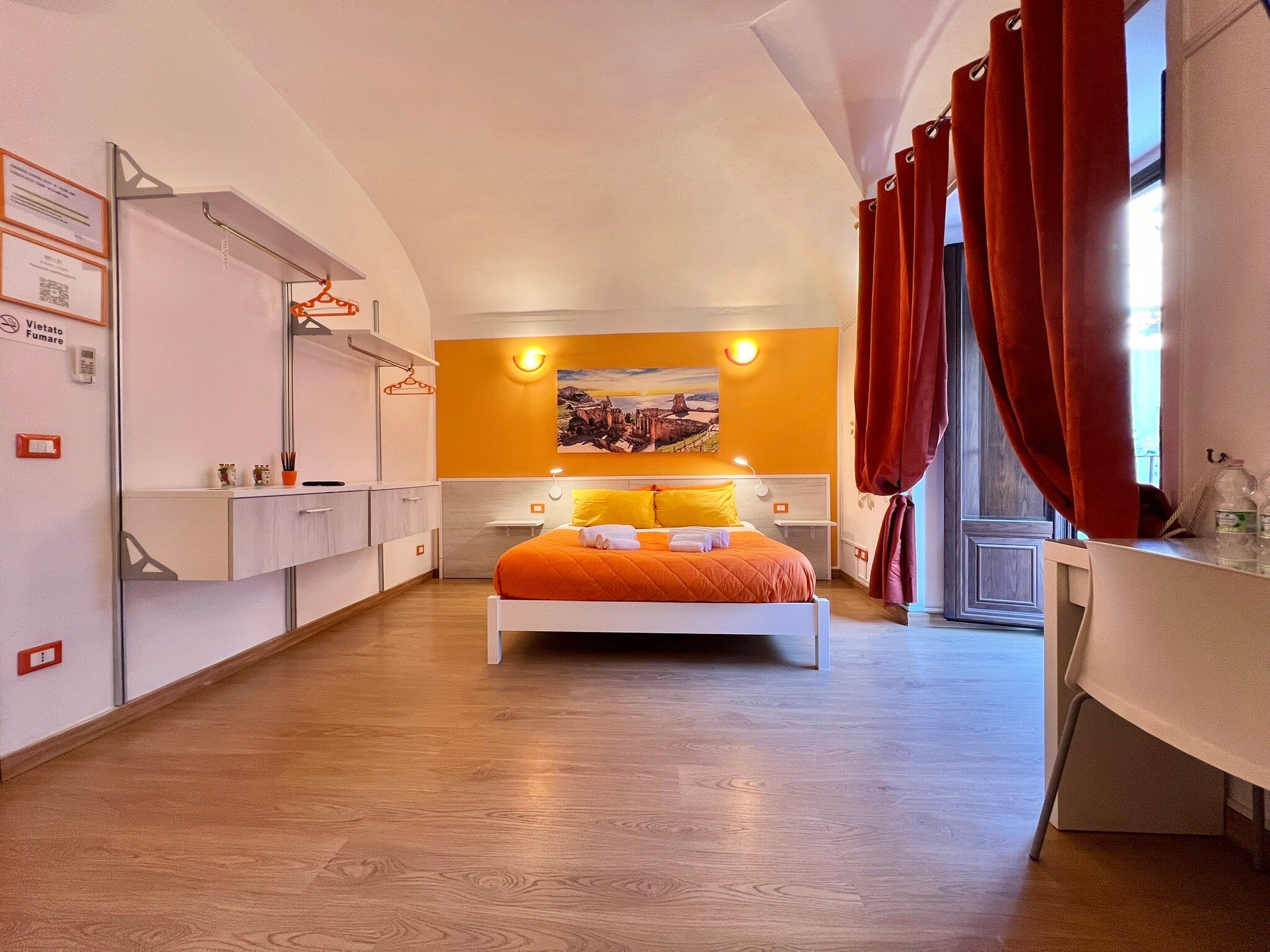 CANTU' SUITE - Prices & Guest House Reviews (Catania, Sicily)