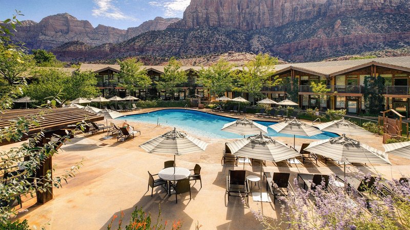 Swimming pool with view at Desert Pearl Inn, Springdale, Utah