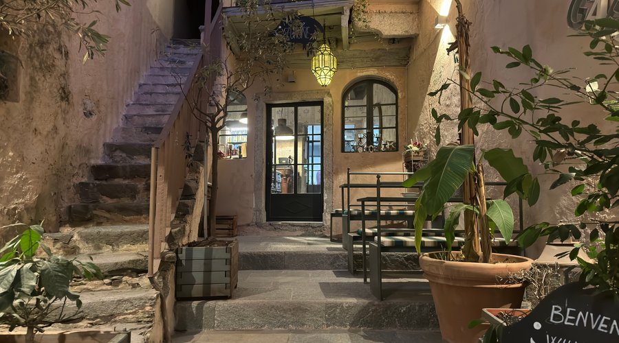 NUOVA LOCATION CON CUCINA CALDA