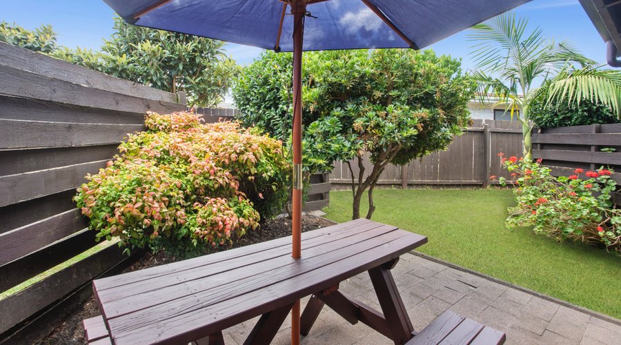 Backyard-One Bedroom Unit