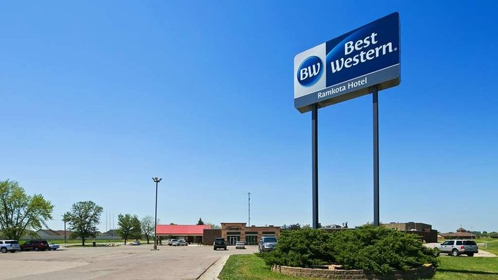 BEST WESTERN RAMKOTA HOTEL - Updated 2024 Prices & Reviews (Aberdeen, SD)