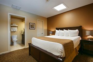 Room & Suite