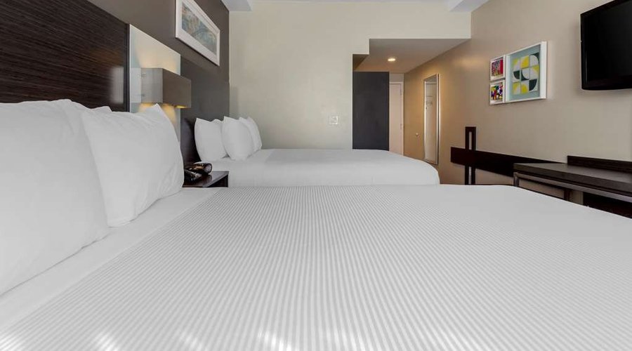 2 Queen Bed