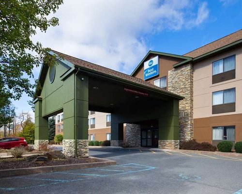 BEST WESTERN INN AT BLAKESLEE-POCONO $142 ($̶1̶6̶4̶) - Updated 2024 ...