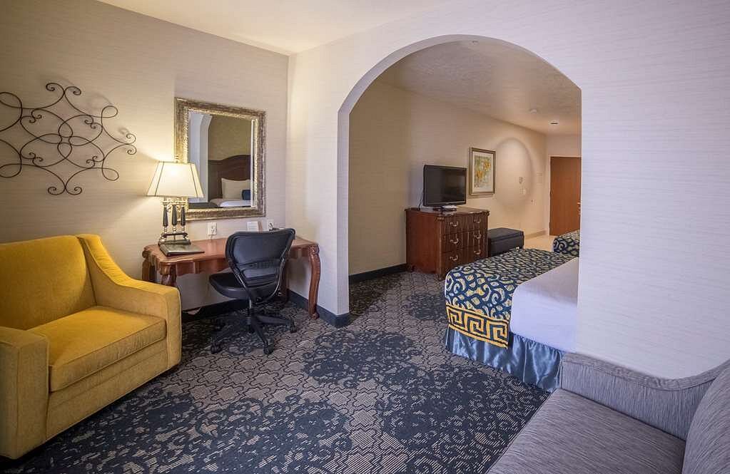 BEST WESTERN PLUS ABBEY INN $192 ($̶2̶2̶7̶) - Updated 2024 Prices