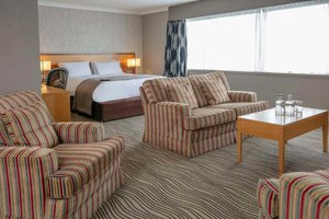 Room & Suite