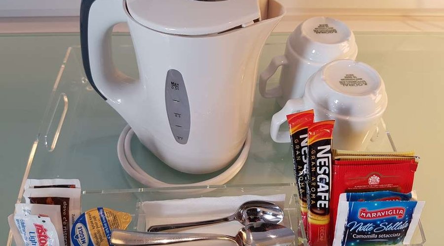 COFFEE MAKER